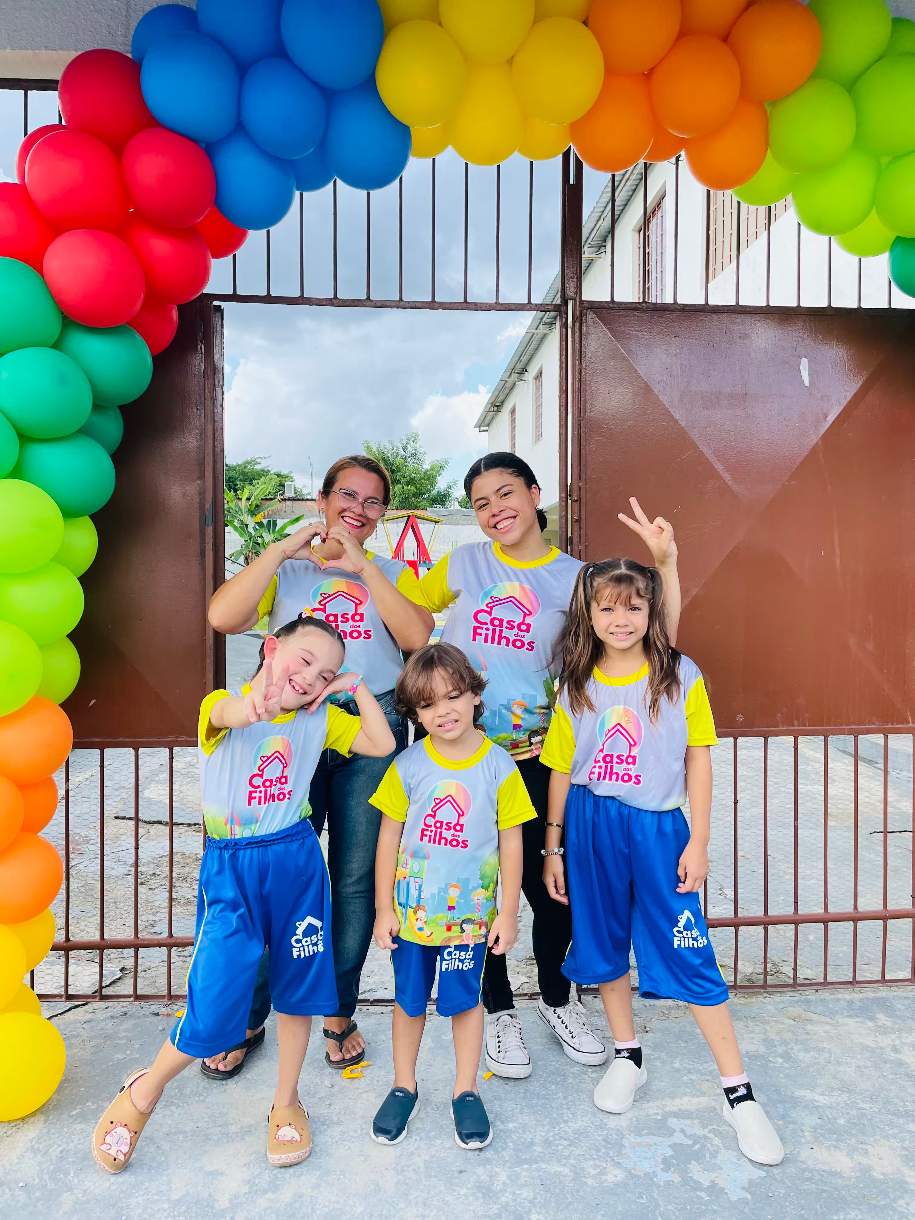 Children smiling at the Casa dos Filhos project in Manaus